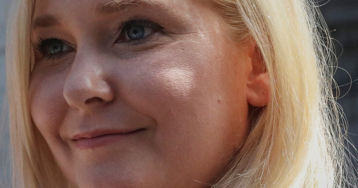 Virginia Giuffre da pistas sobre los políticos vinculados a Jeffrey Epstein en sus memorias póstumas